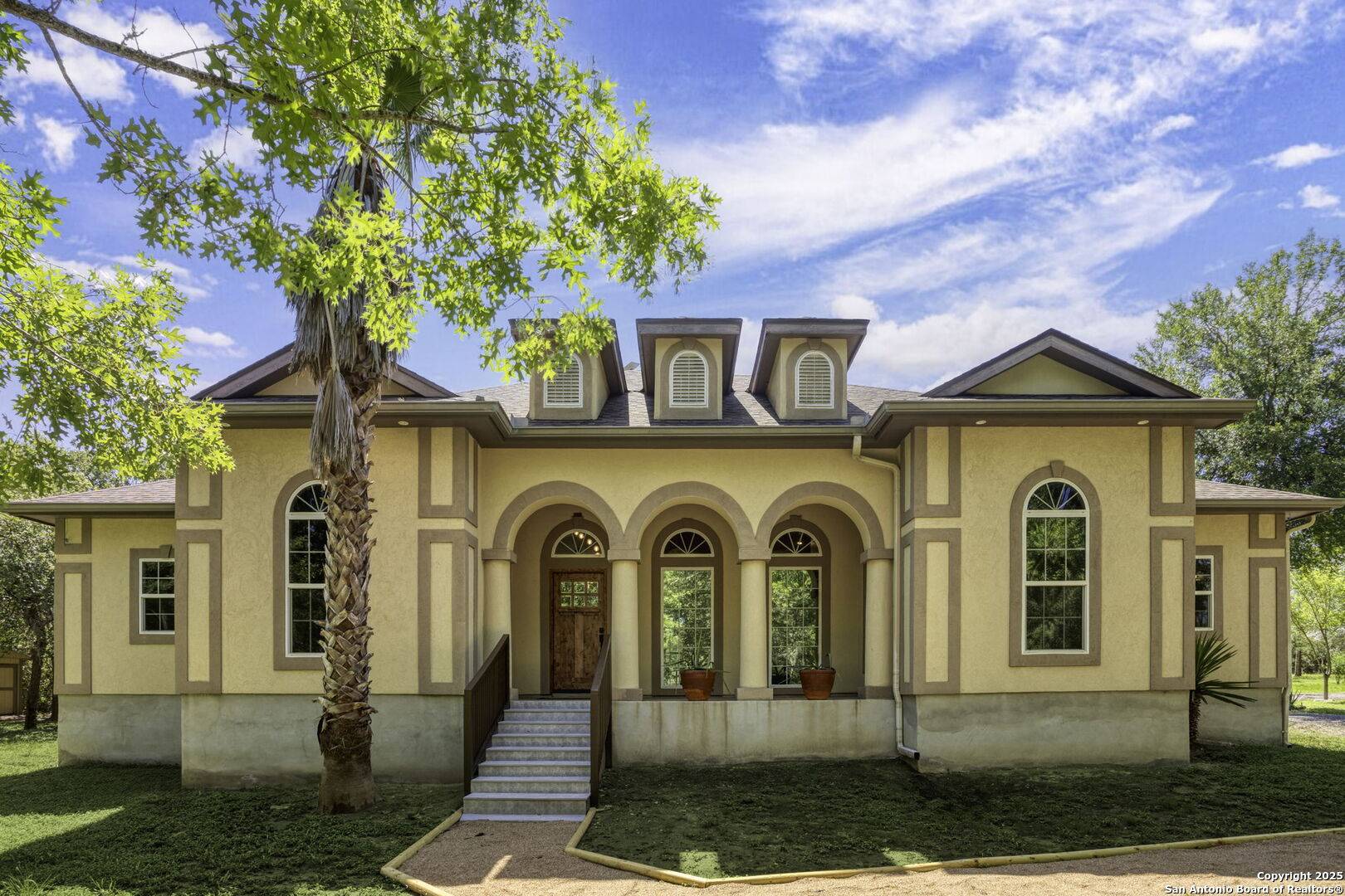 Kingsbury, TX 78638,155 Woodrow Center