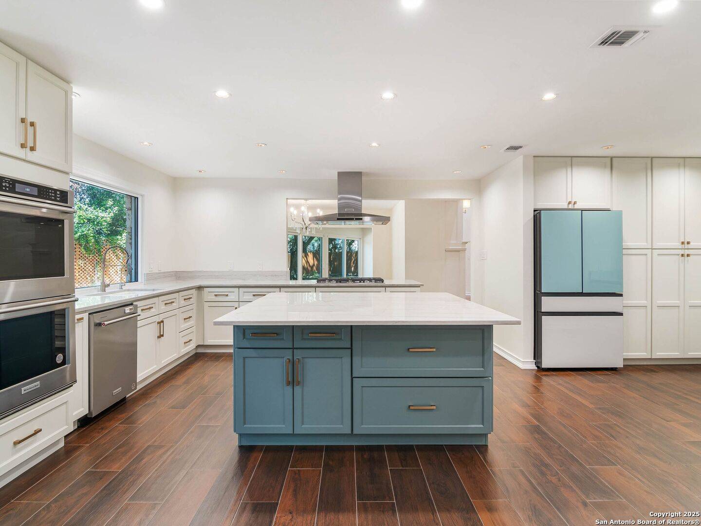 San Antonio, TX 78230,12535 Elm Manor