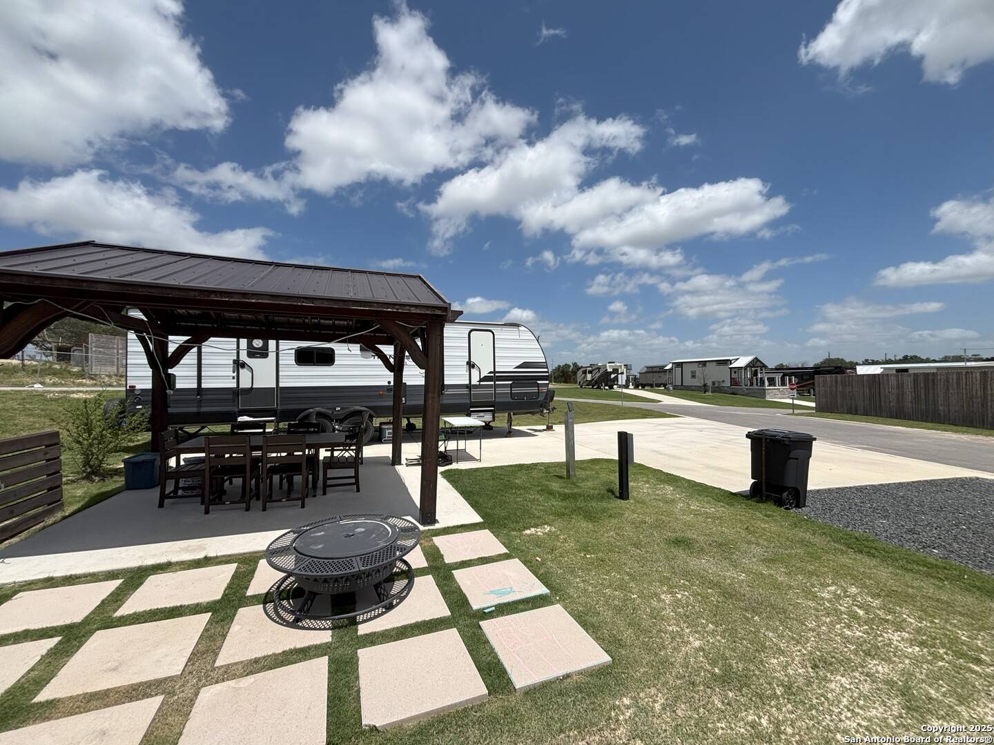 Fredericksburg, TX 78624,5386 Ranch Road 1376 #194