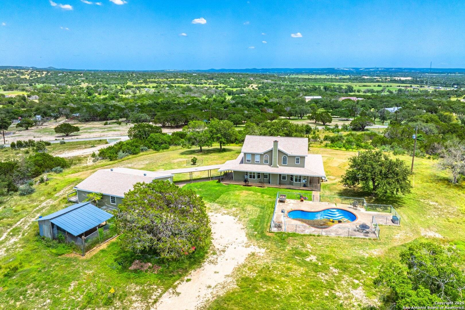 Center Point, TX 78010,246 Willow Bend