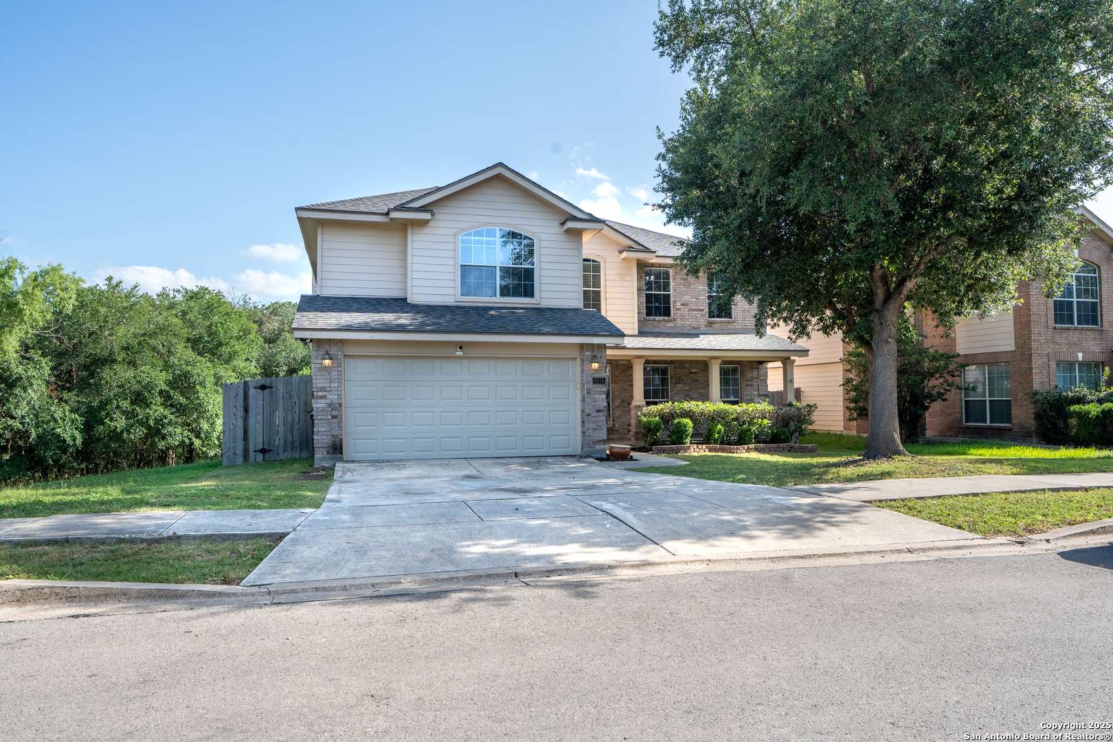 Converse, TX 78109,9534 Anderson Way