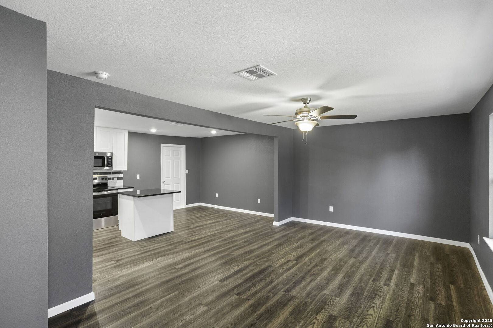 San Antonio, TX 78237,5311 El Paso St
