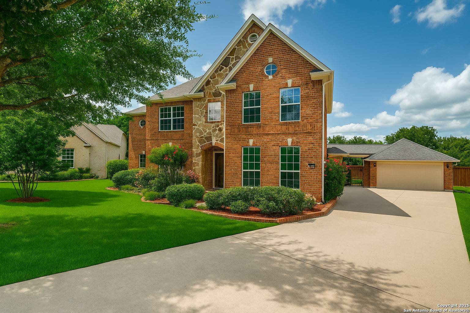 San Antonio, TX 78256,21811 Chaucer