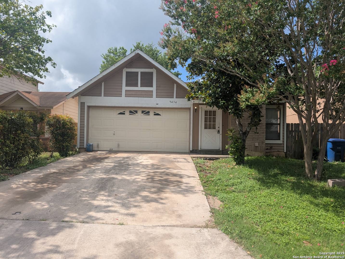 San Antonio, TX 78250,9434 Valley Rock