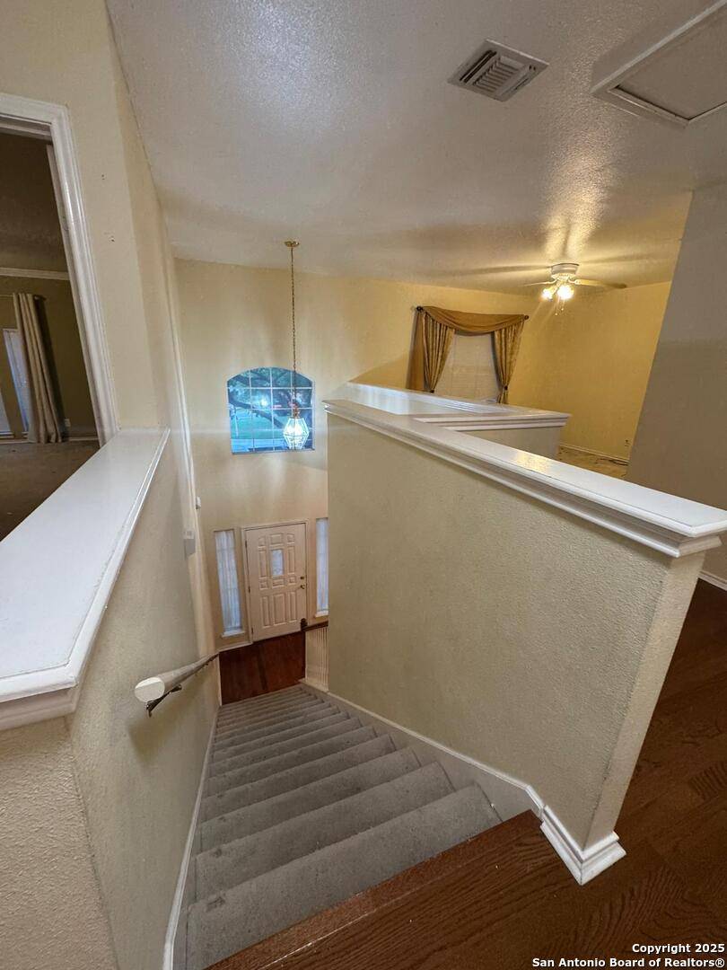 San Antonio, TX 78247,5867 Creekway