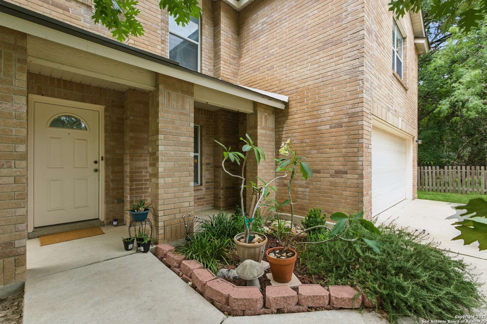 San Antonio, TX 78247,11 Viking Oak