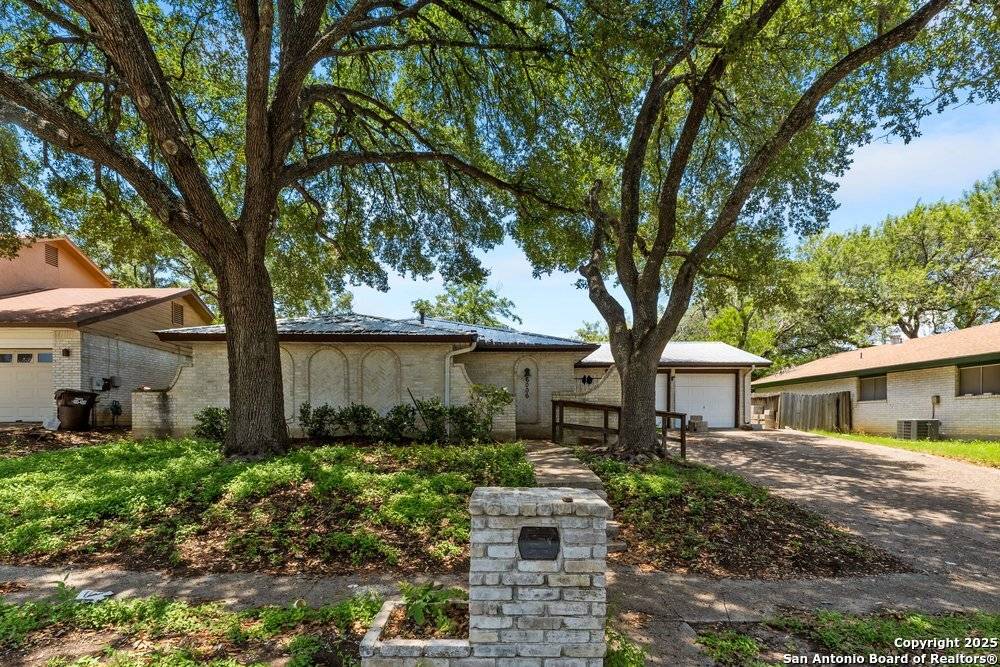 San Antonio, TX 78240,6006 Forest Ledge