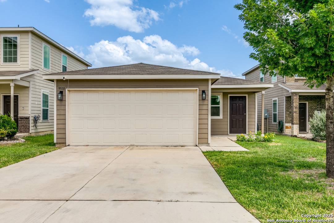 San Antonio, TX 78254,9510 Silver Mist Way