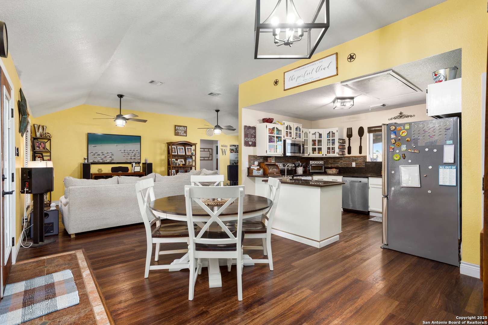 La Vernia, TX 78121,177 Lakeview Cir