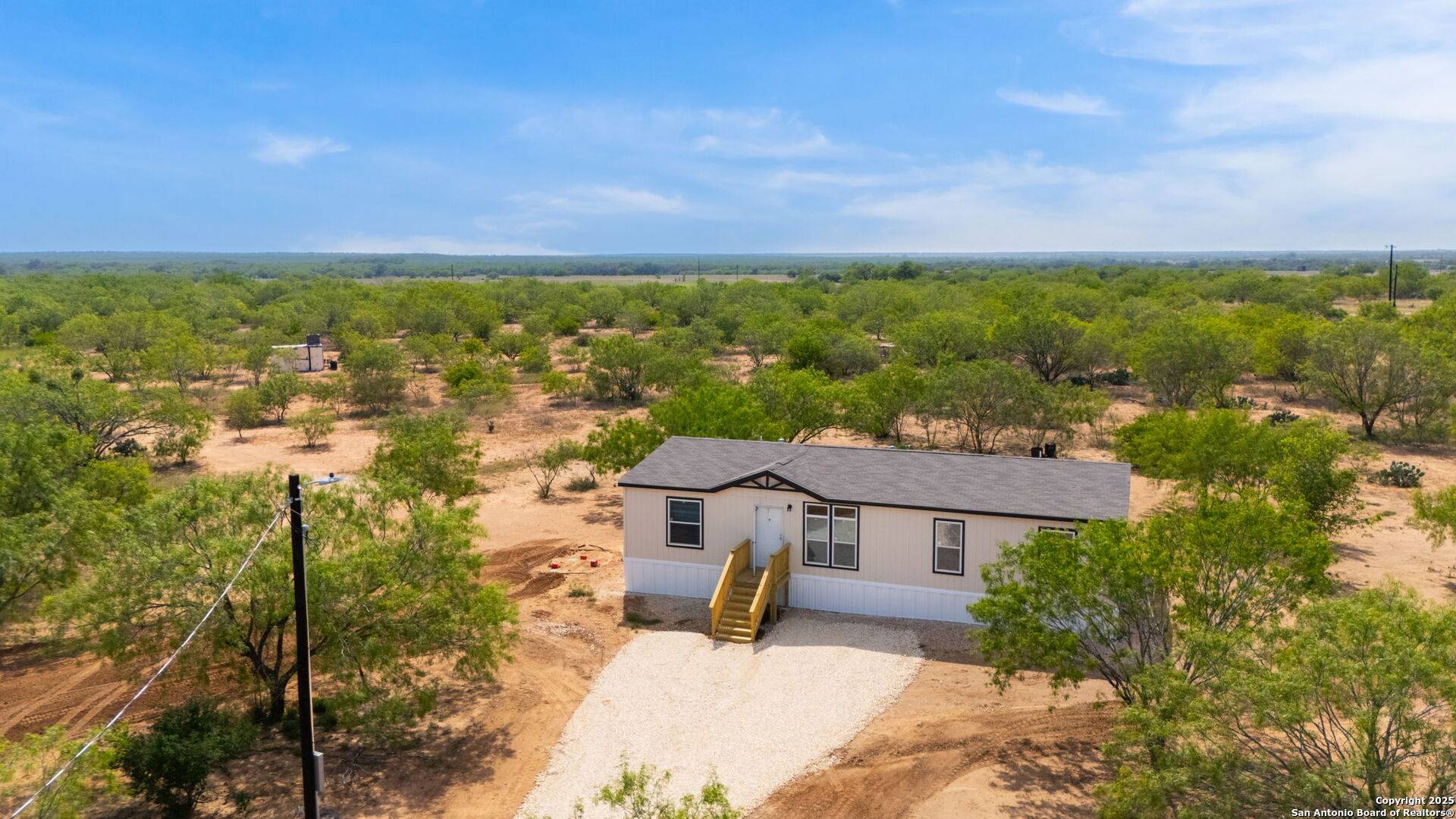Moore, TX 78057,1394 private road 2630