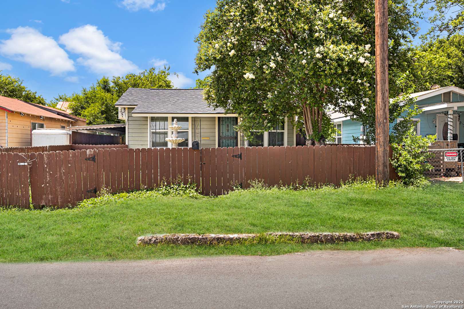 San Antonio, TX 78201,2214 Laurel St