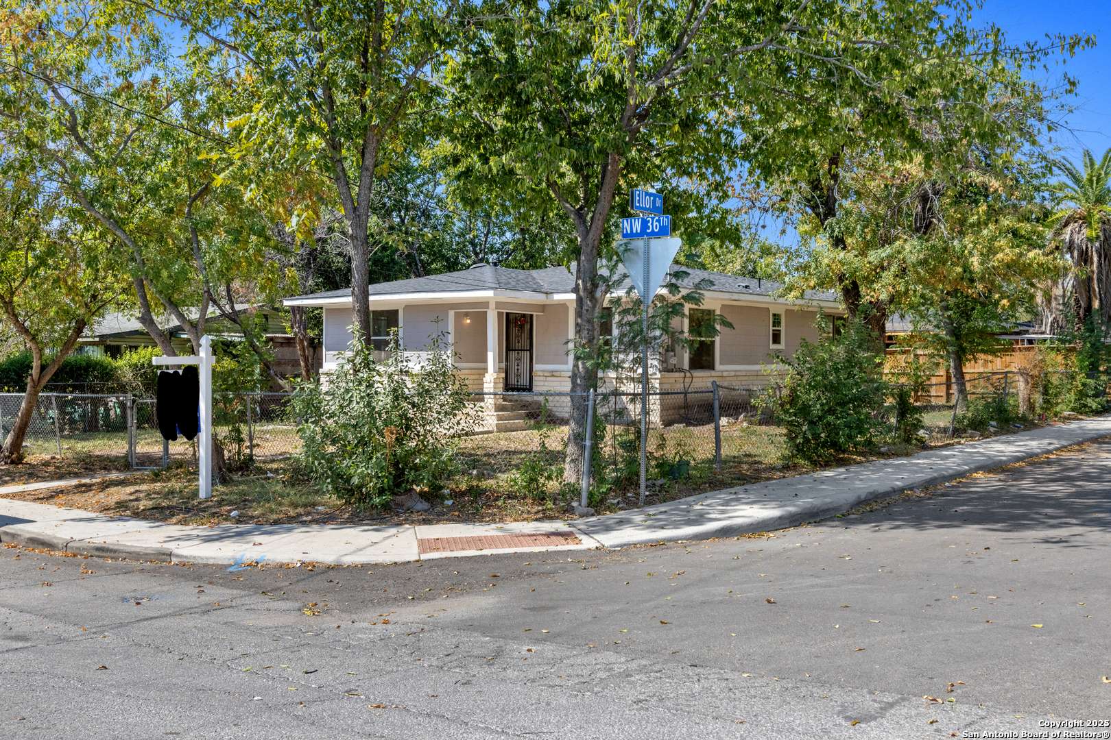 San Antonio, TX 78228,1231 NW 36th St.