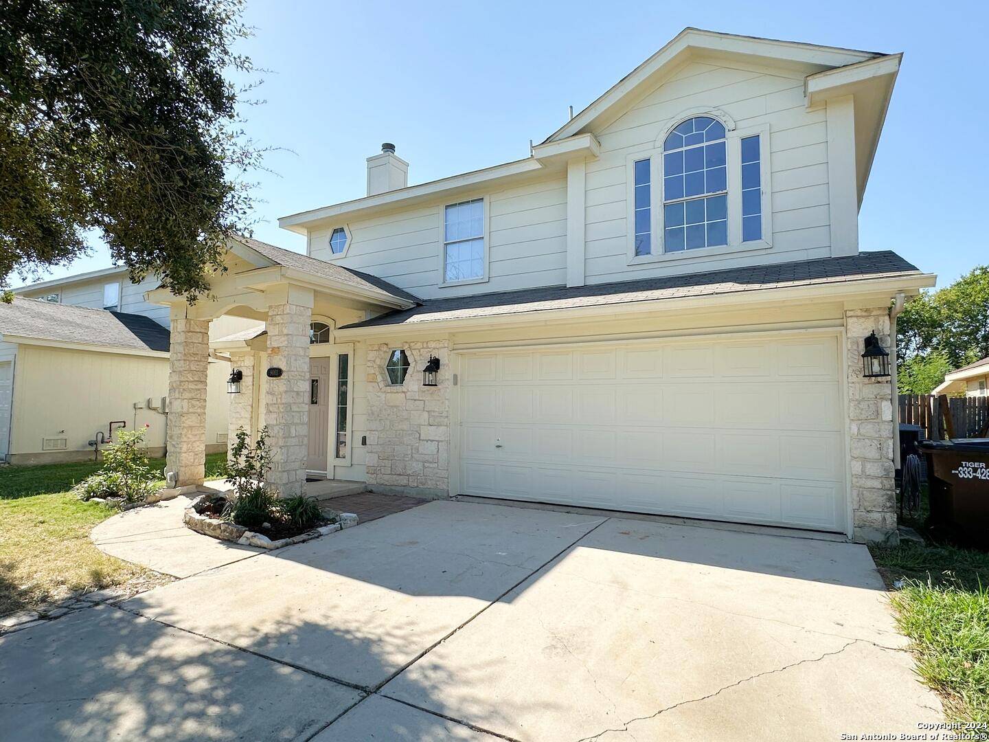 Converse, TX 78109-3625,9003 TRUMPET CIR