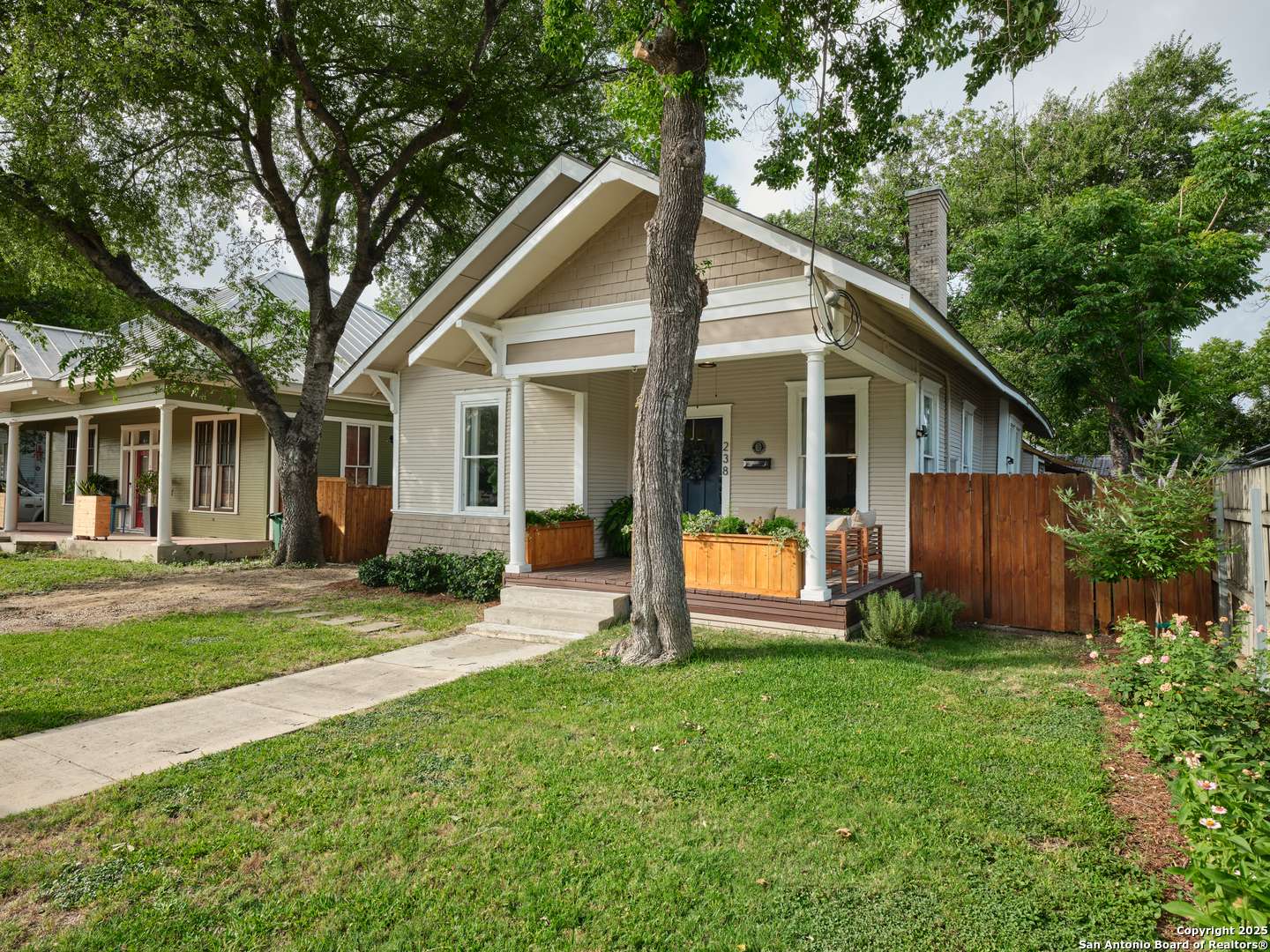 San Antonio, TX 78210,238 Carolina Street