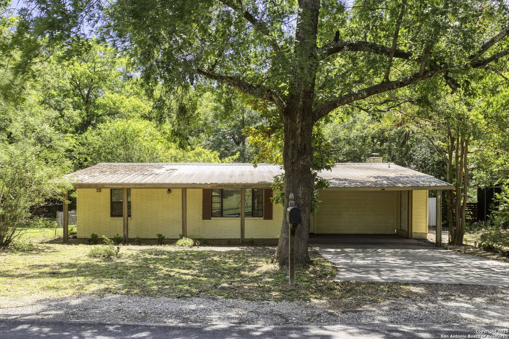 San Antonio, TX 78023,18218 Scenic Loop
