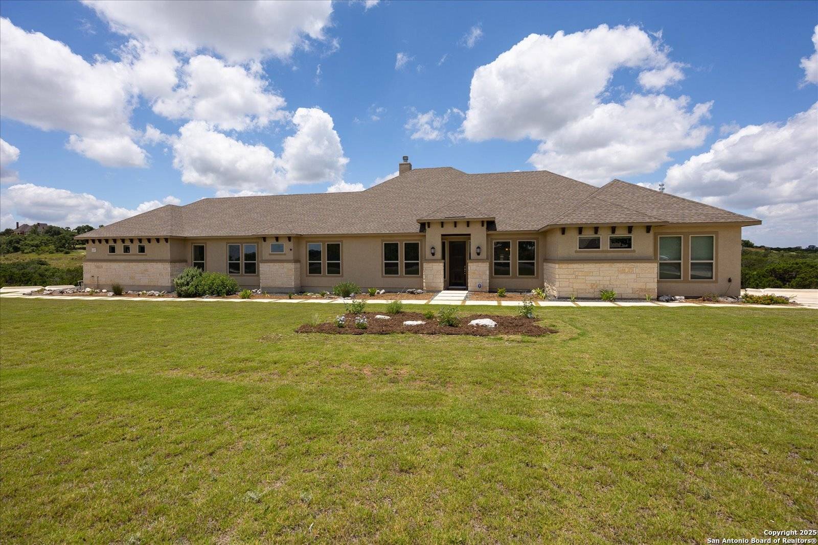 Boerne, TX 78006,270 Blue Diamond