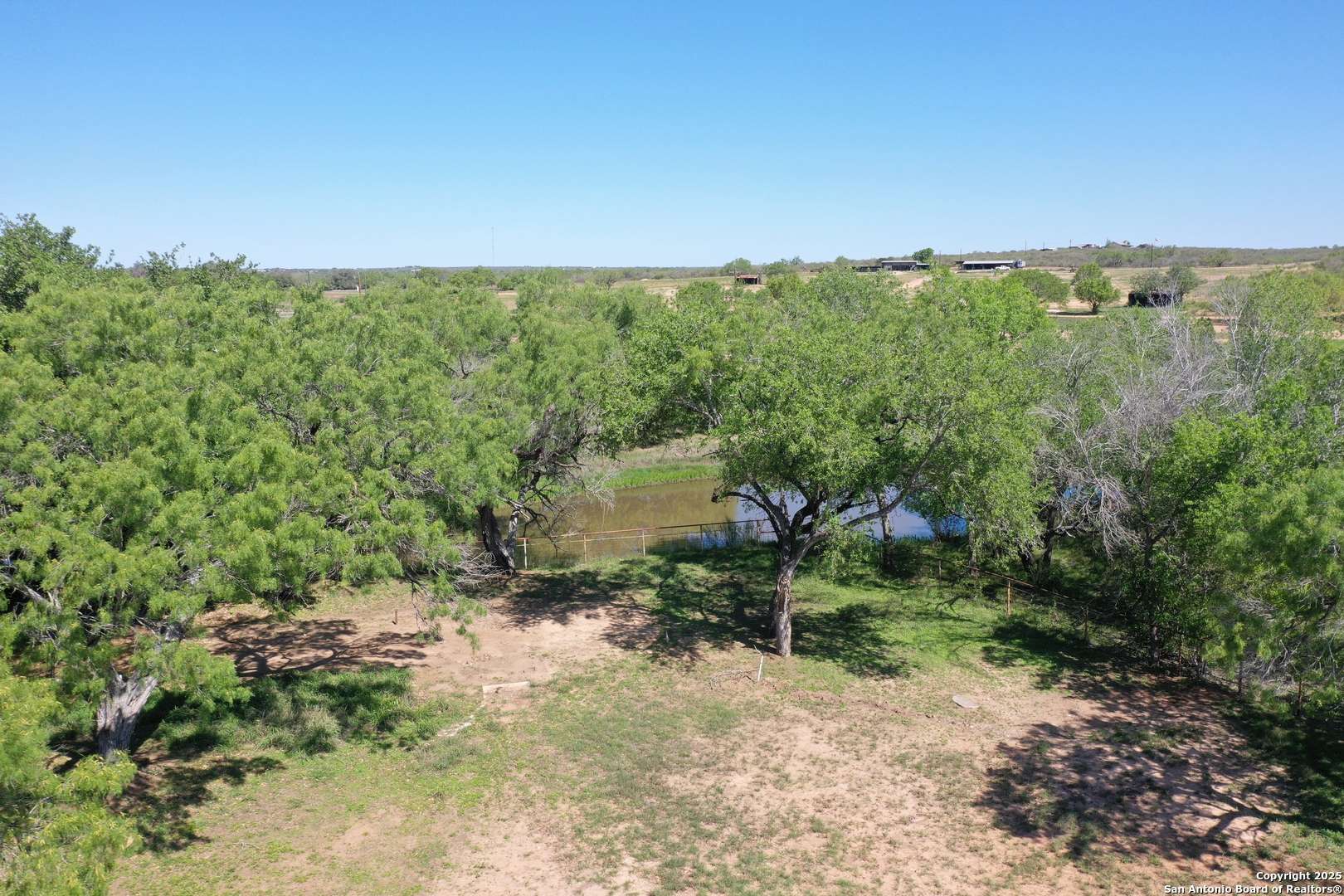 Devine, TX 78016,3894 State Highway 173