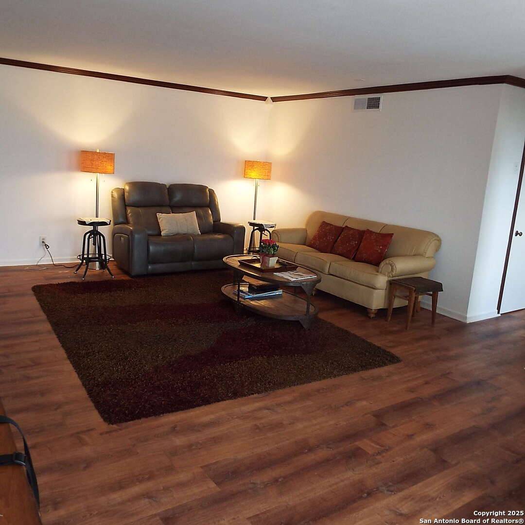 San Antonio, TX 78209,8401 New Braunfels UNIT 314