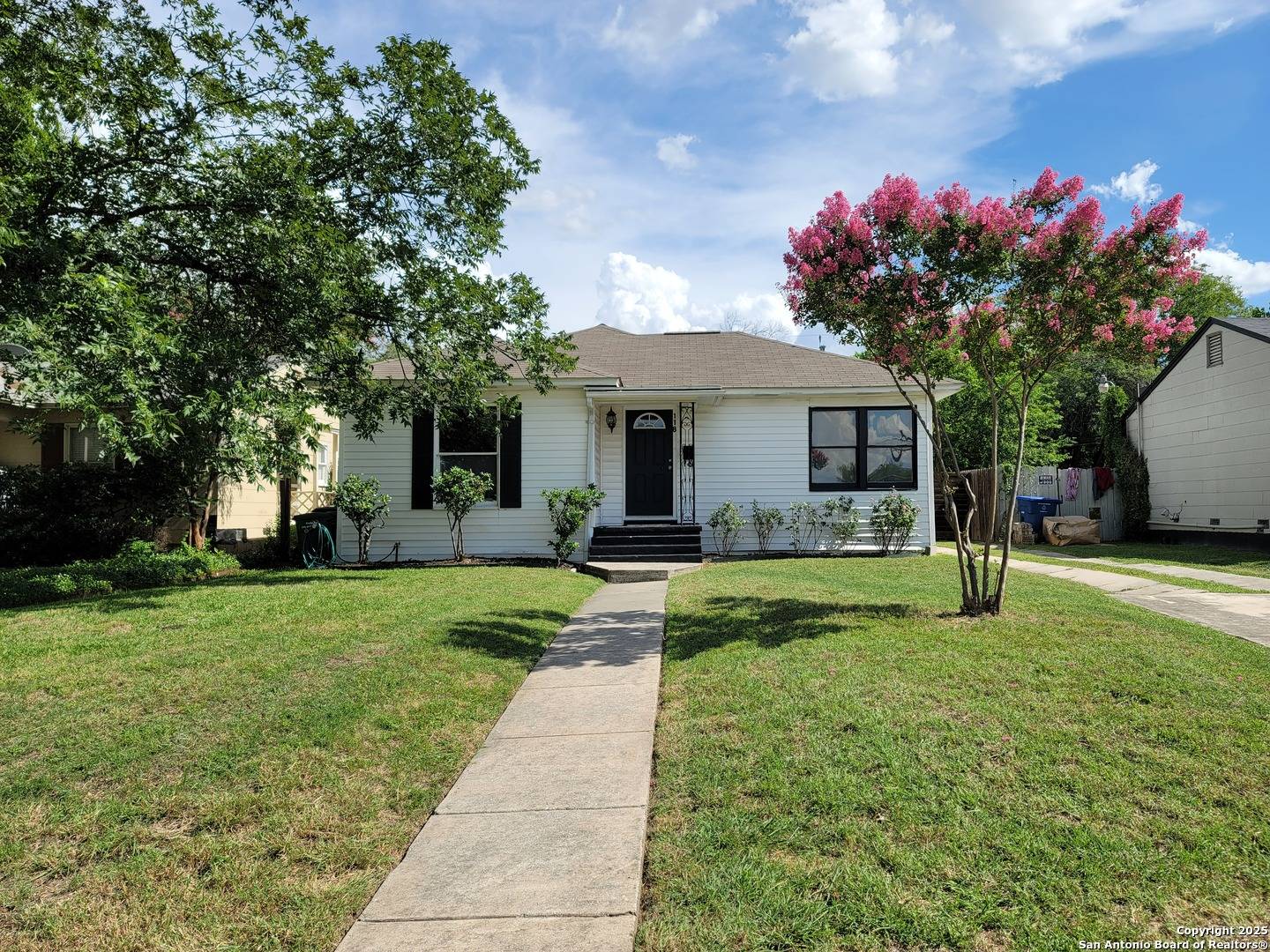 San Antonio, TX 78212,118 El Monte