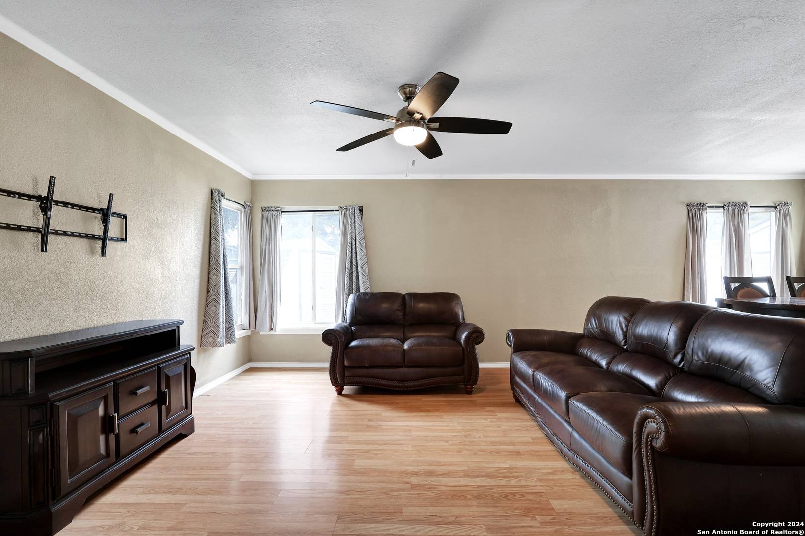 San Antonio, TX 78213,358 Saratoga Dr