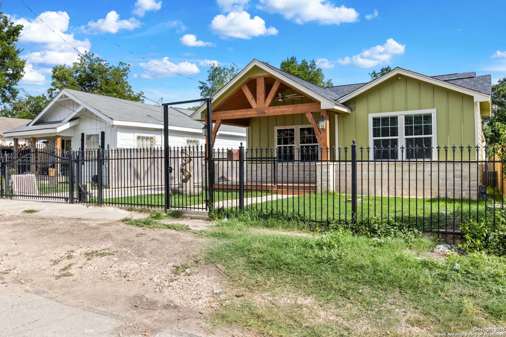 San Antonio, TX 78207,3318 Travis
