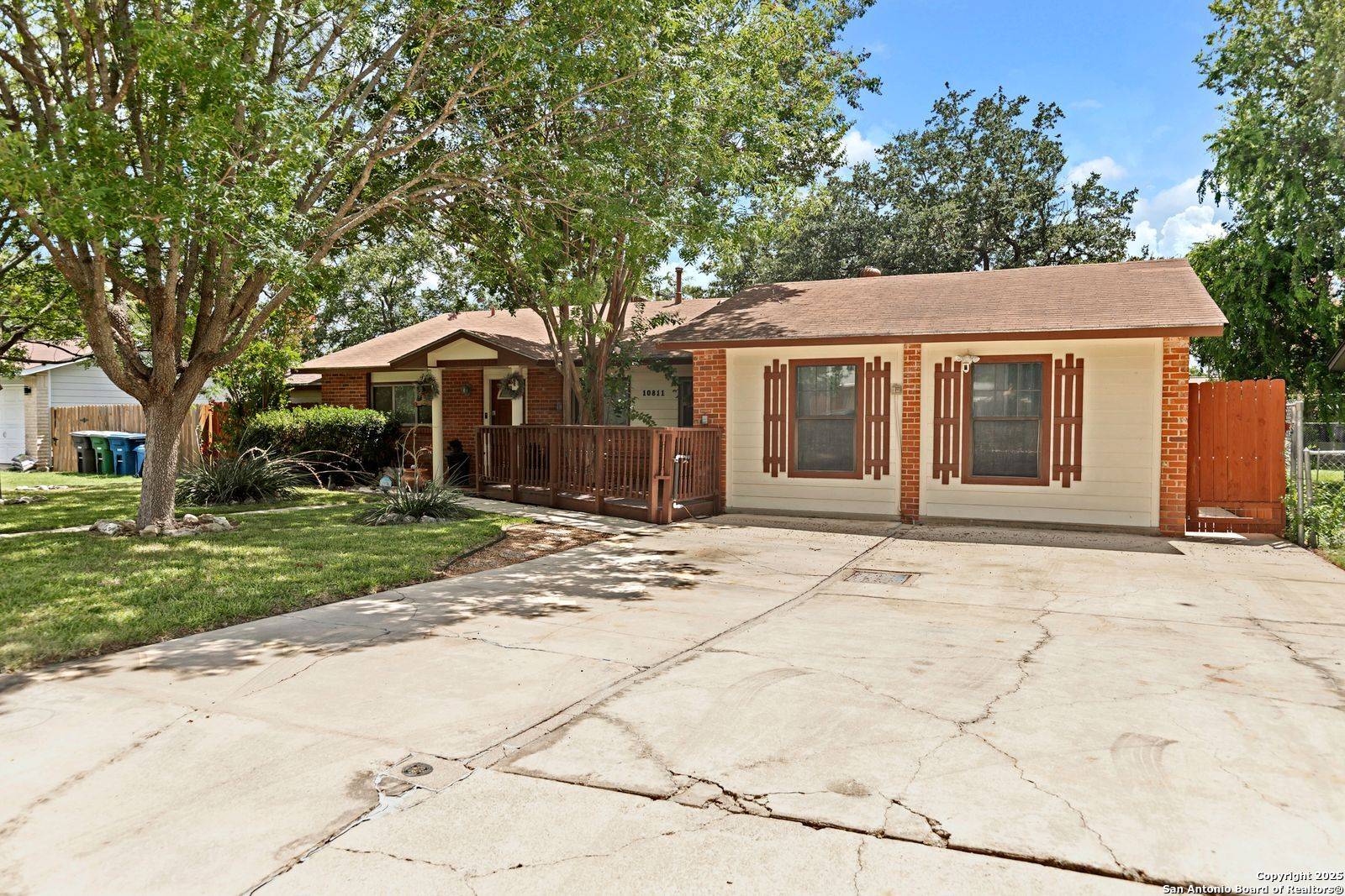 San Antonio, TX 78217,10811 Briarway