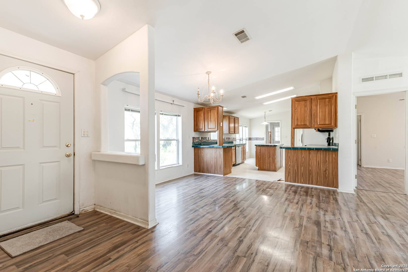Natalia, TX 78059,181 County Road 6816