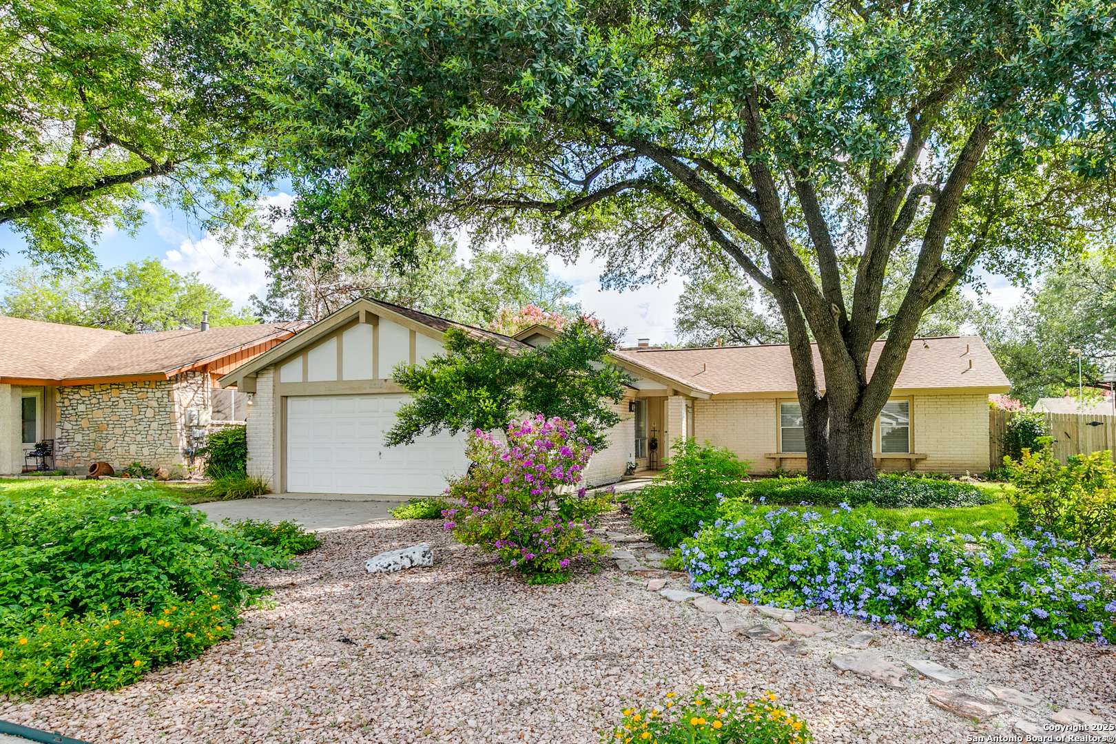 San Antonio, TX 78233,5335 El Tejano
