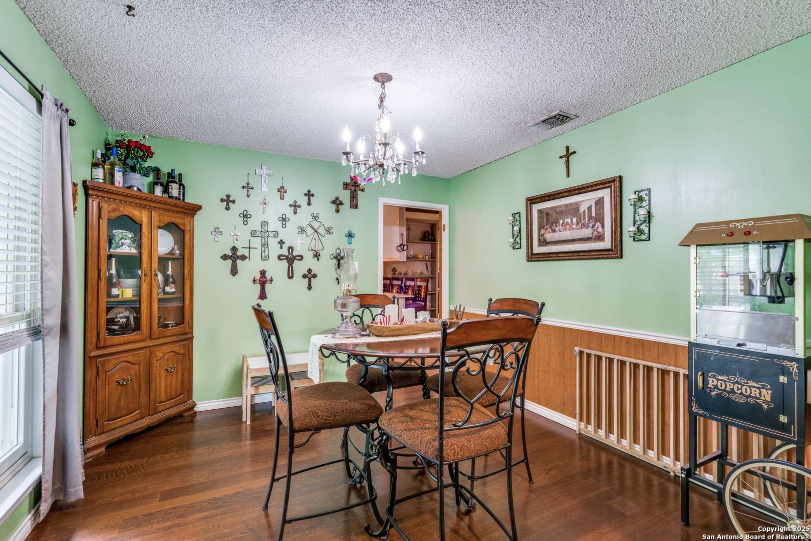 Universal City, TX 78148,415 De Soto