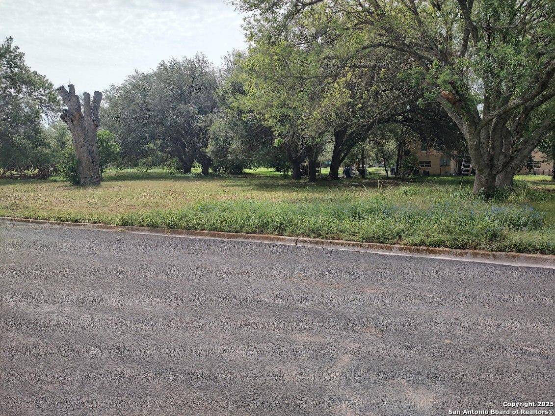 Seguin, TX 78155,129 Hampton
