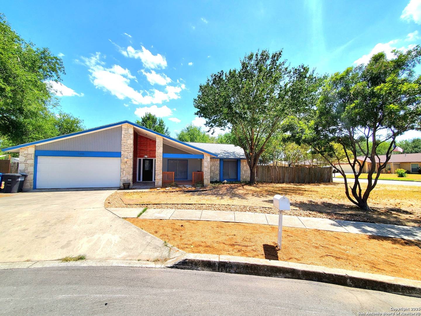 San Antonio, TX 78249,6206 Mesa Verde