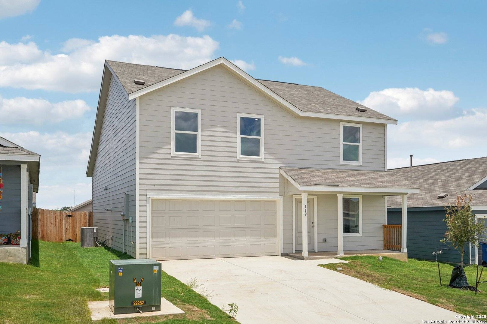 Floresville, TX 78114,112 Avena