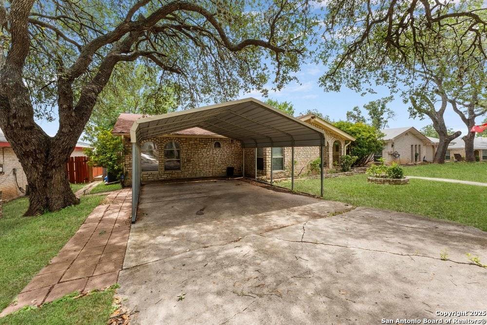 San Antonio, TX 78240,6323 Forest