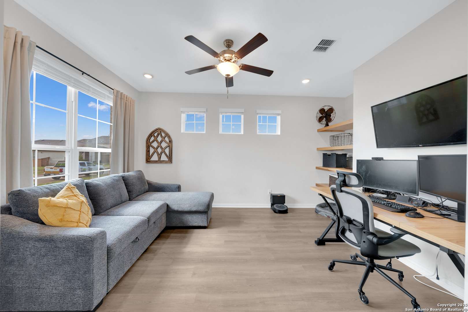 New Braunfels, TX 78132,727 navarro