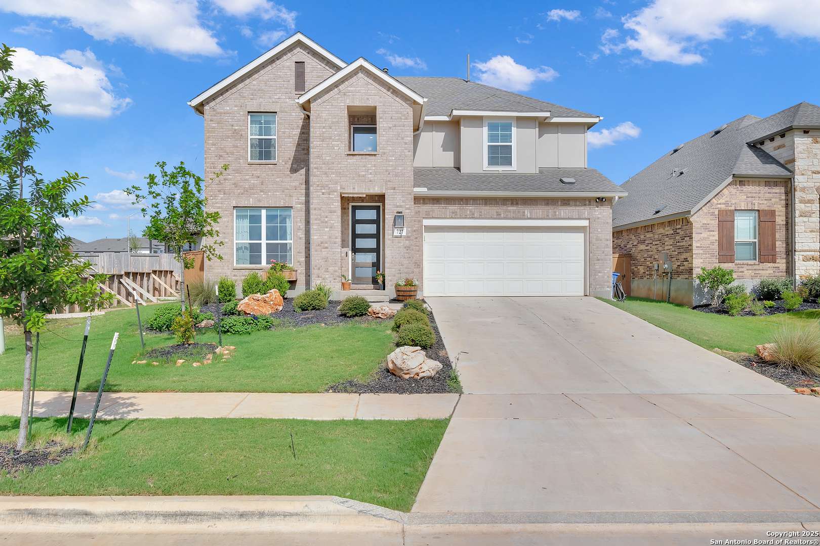 New Braunfels, TX 78132,727 navarro