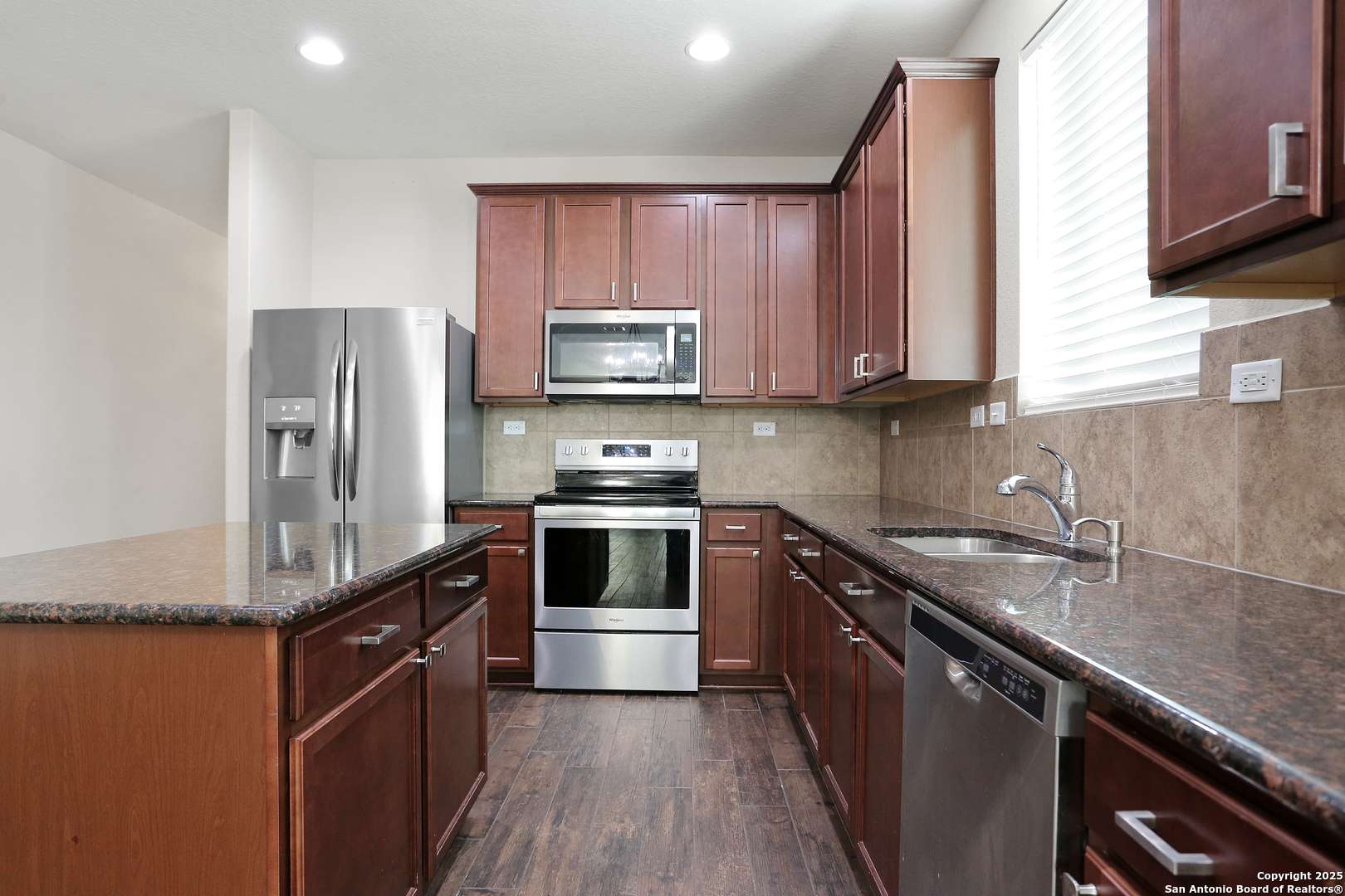 New Braunfels, TX 78130,166 Texas Thistle