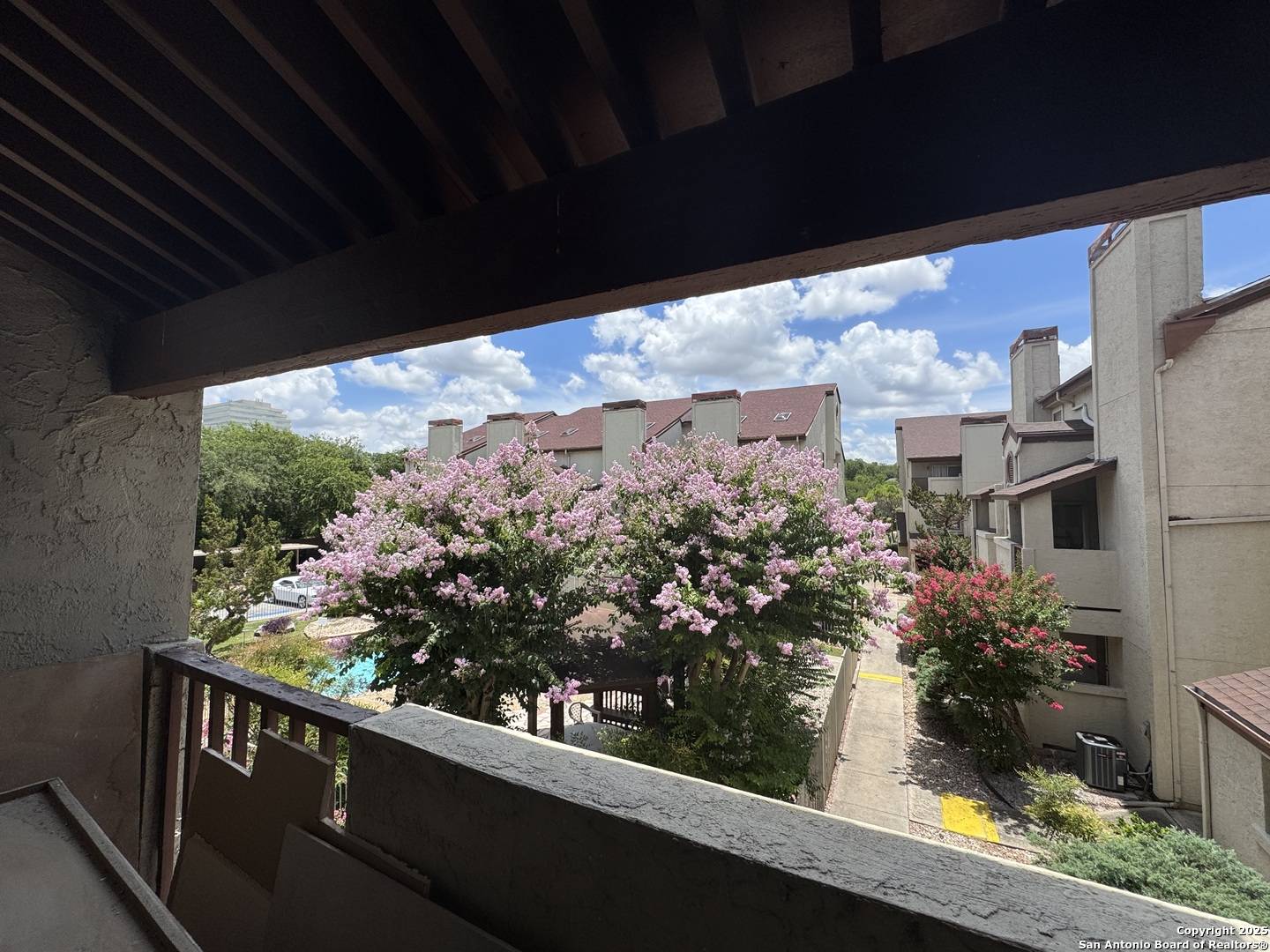 San Antonio, TX 78240,5322 medical UNIT E208