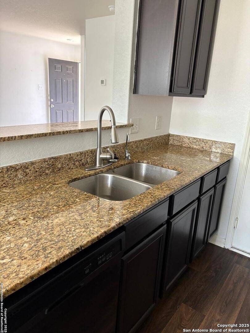 San Antonio, TX 78222,6135 Lakefront