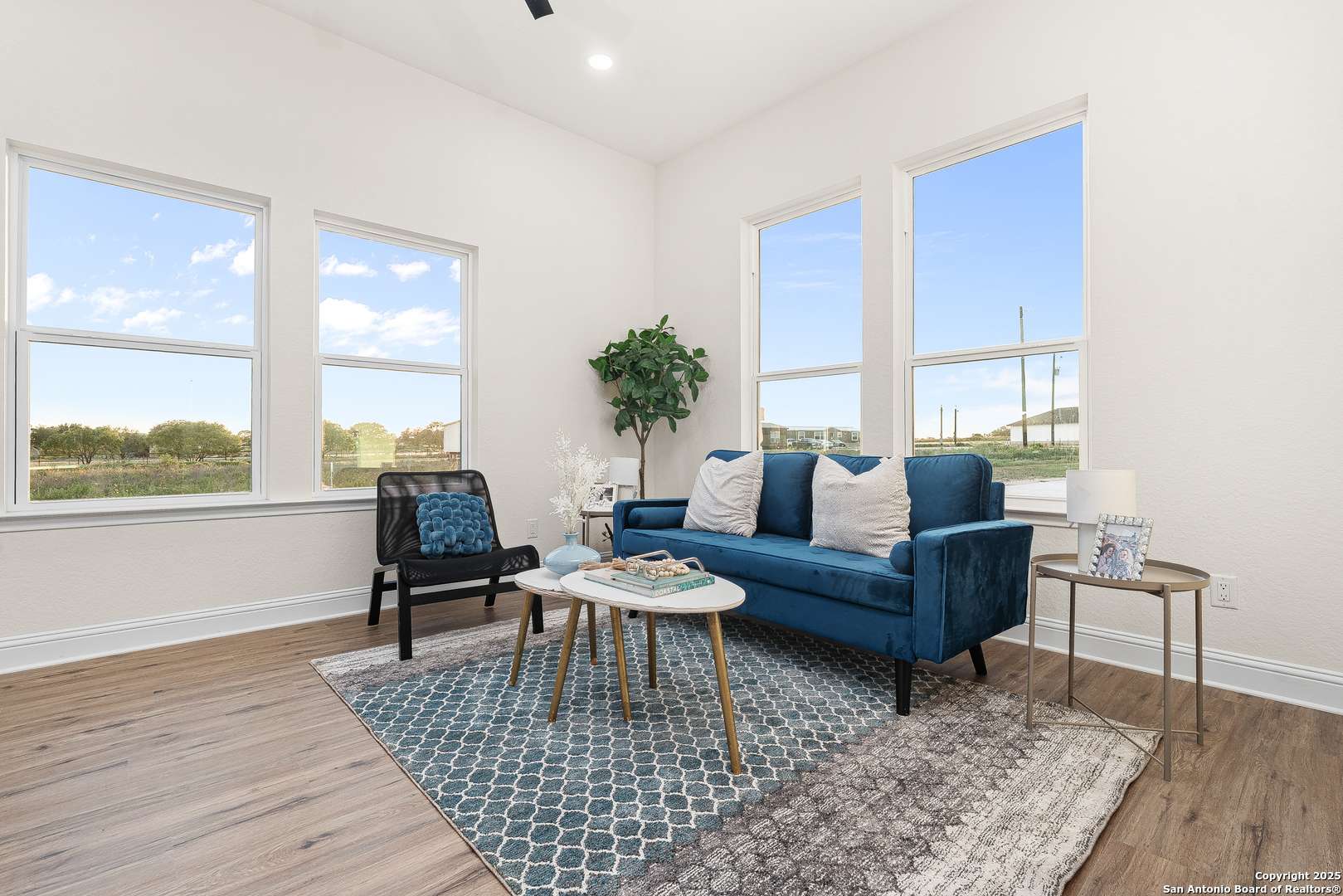 La Vernia, TX 78121,149 Camino Verde