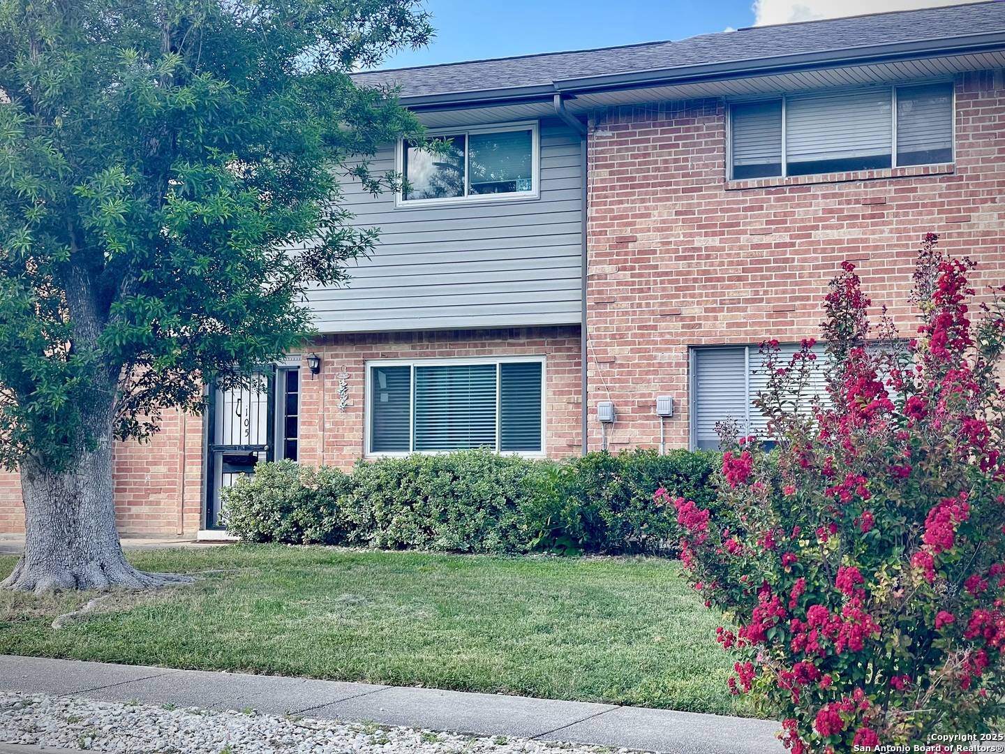 San Antonio, TX 78216,105 Silver Sands UNIT 105