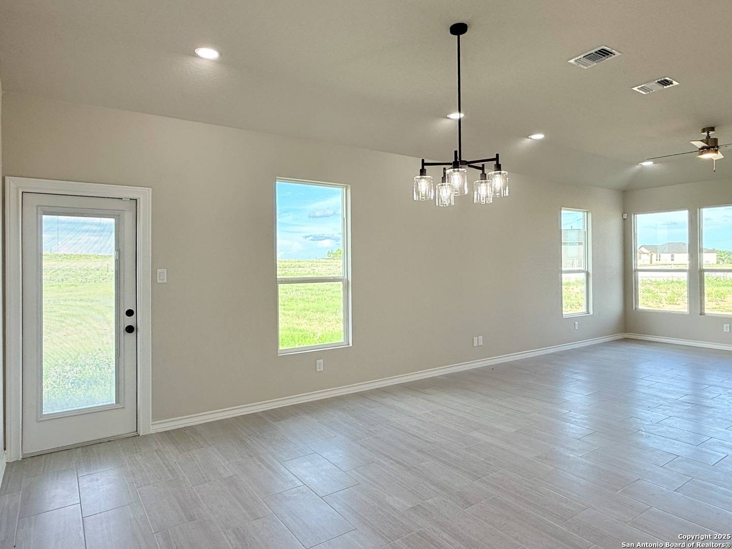 La Vernia, TX 78121,144 Camino Verde Ct