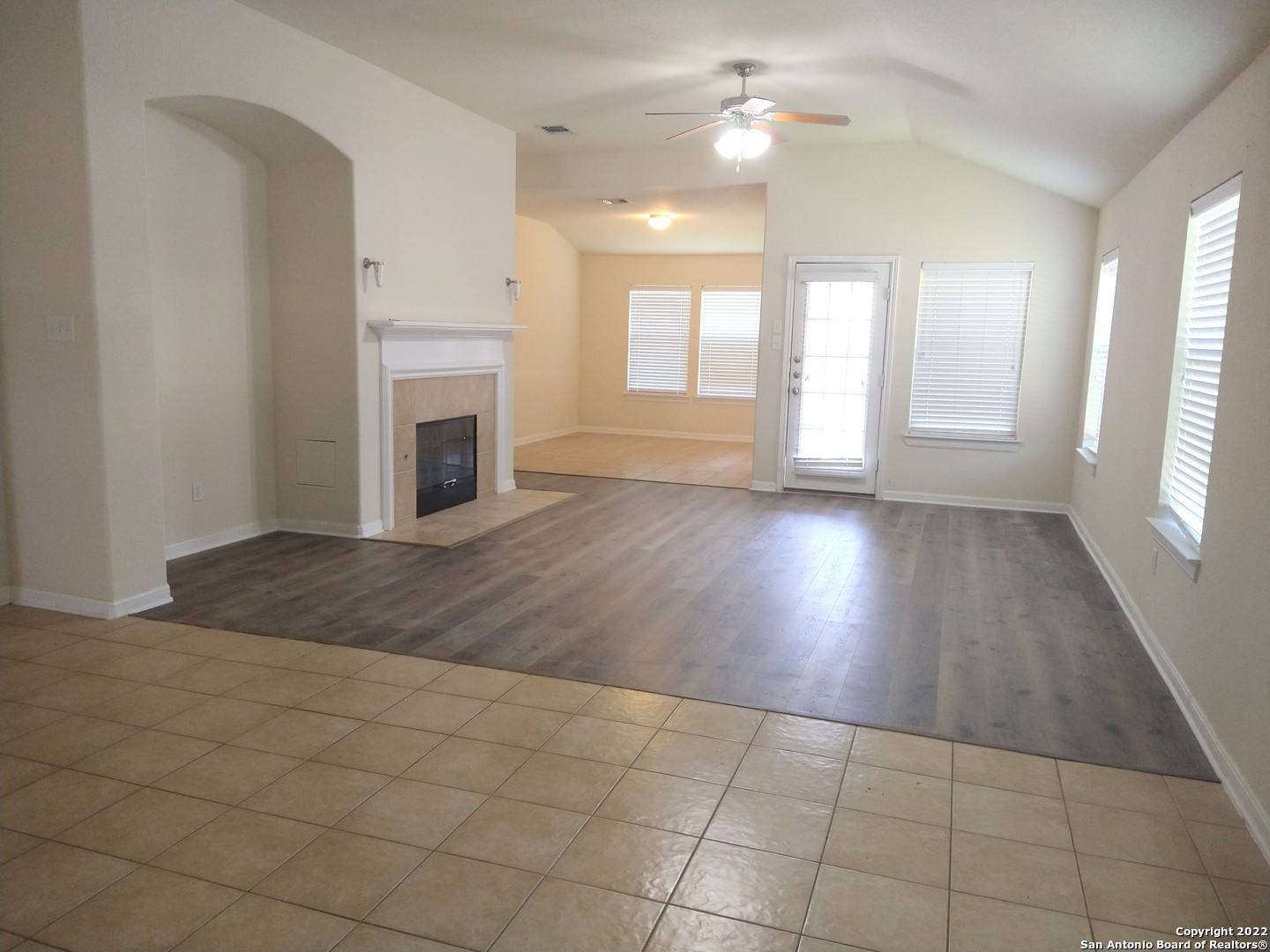 San Antonio, TX 78253-5659,11742 FABIANA