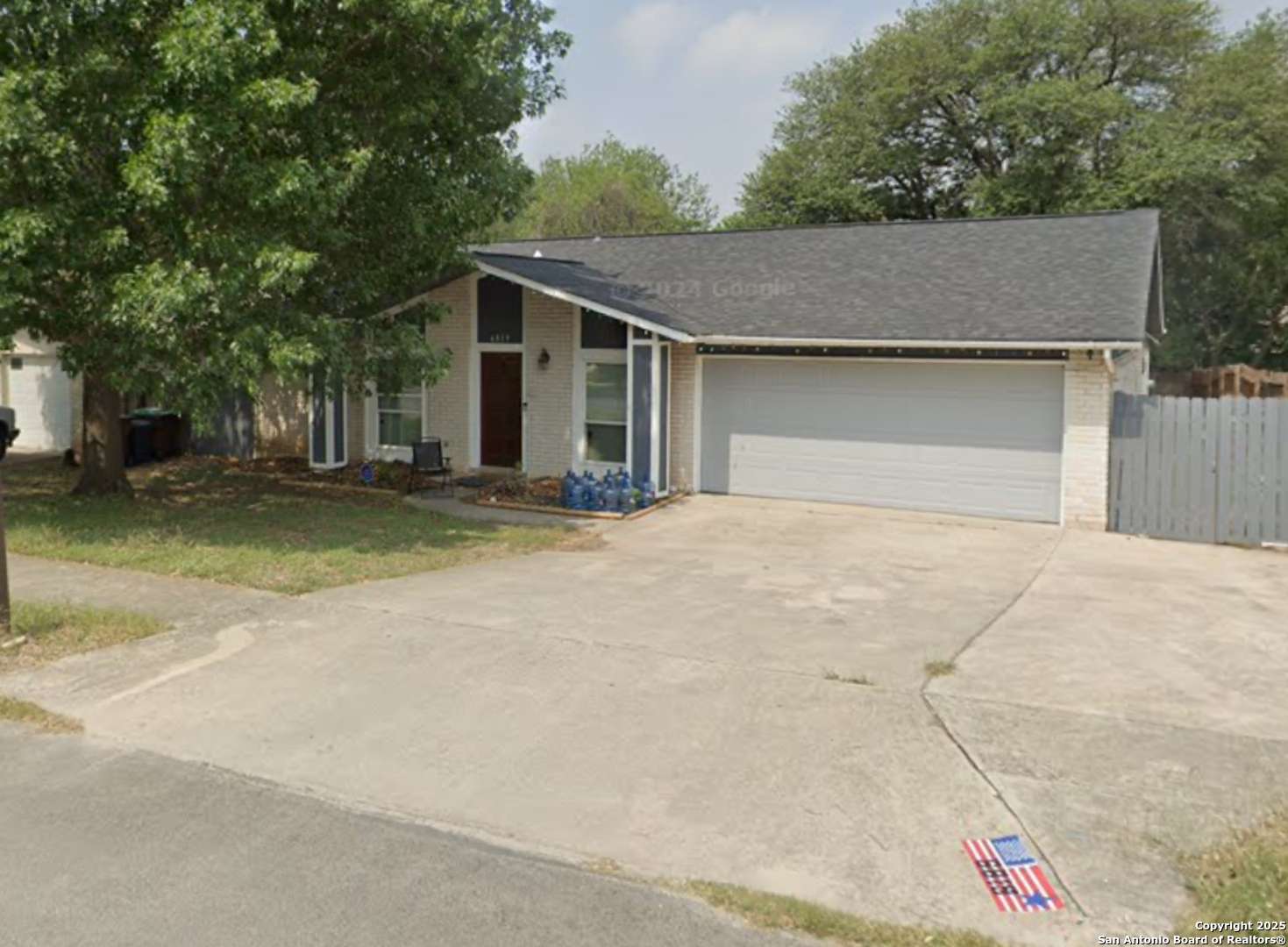 Leon Valley, TX 78238,6819 Blacksmith