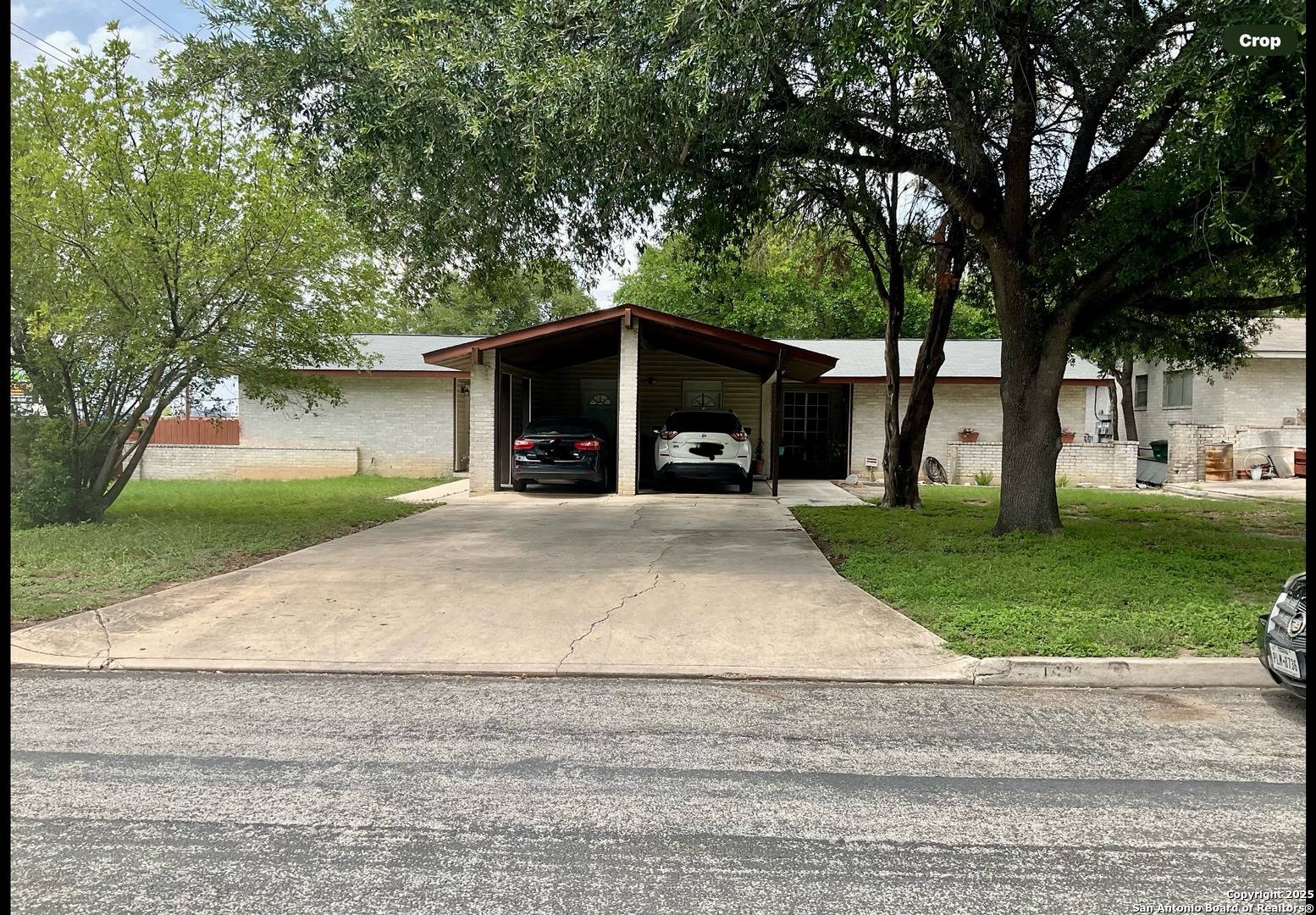 San Antonio, TX 78213,1035 Fabulous