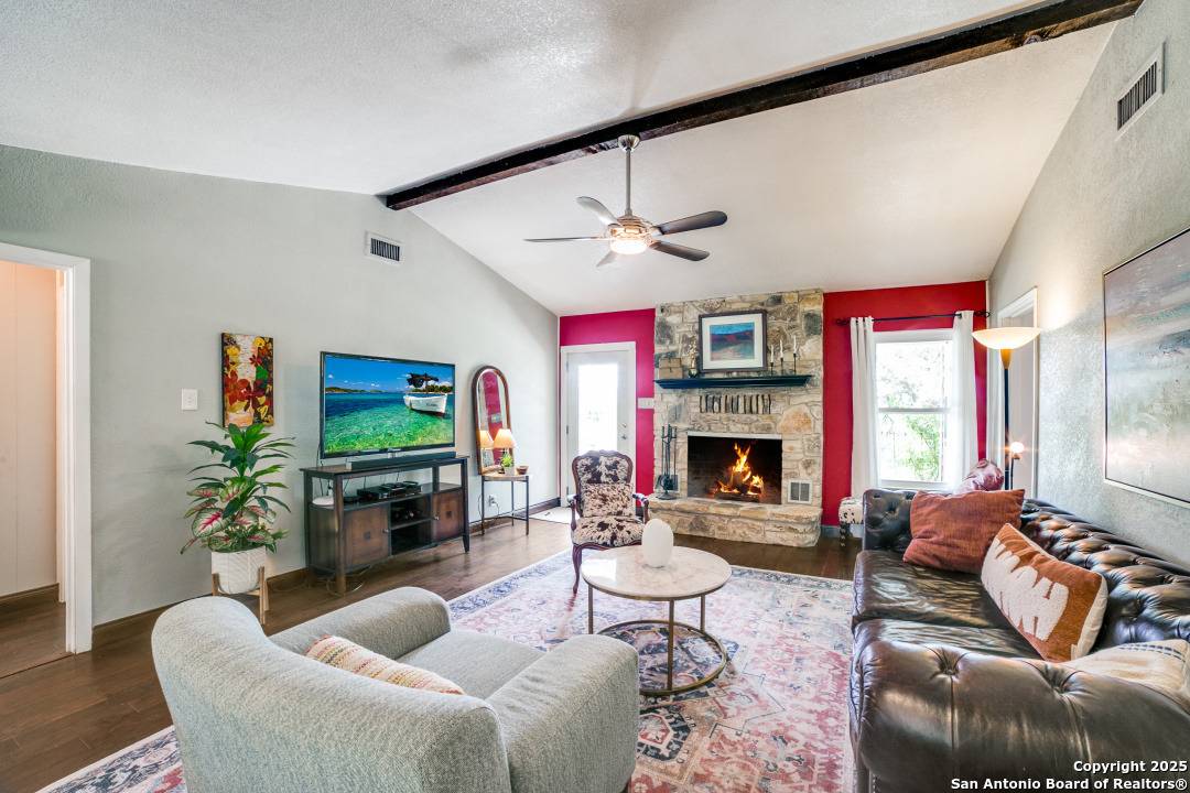 Helotes, TX 78023,20892 BLUEHILL PASS