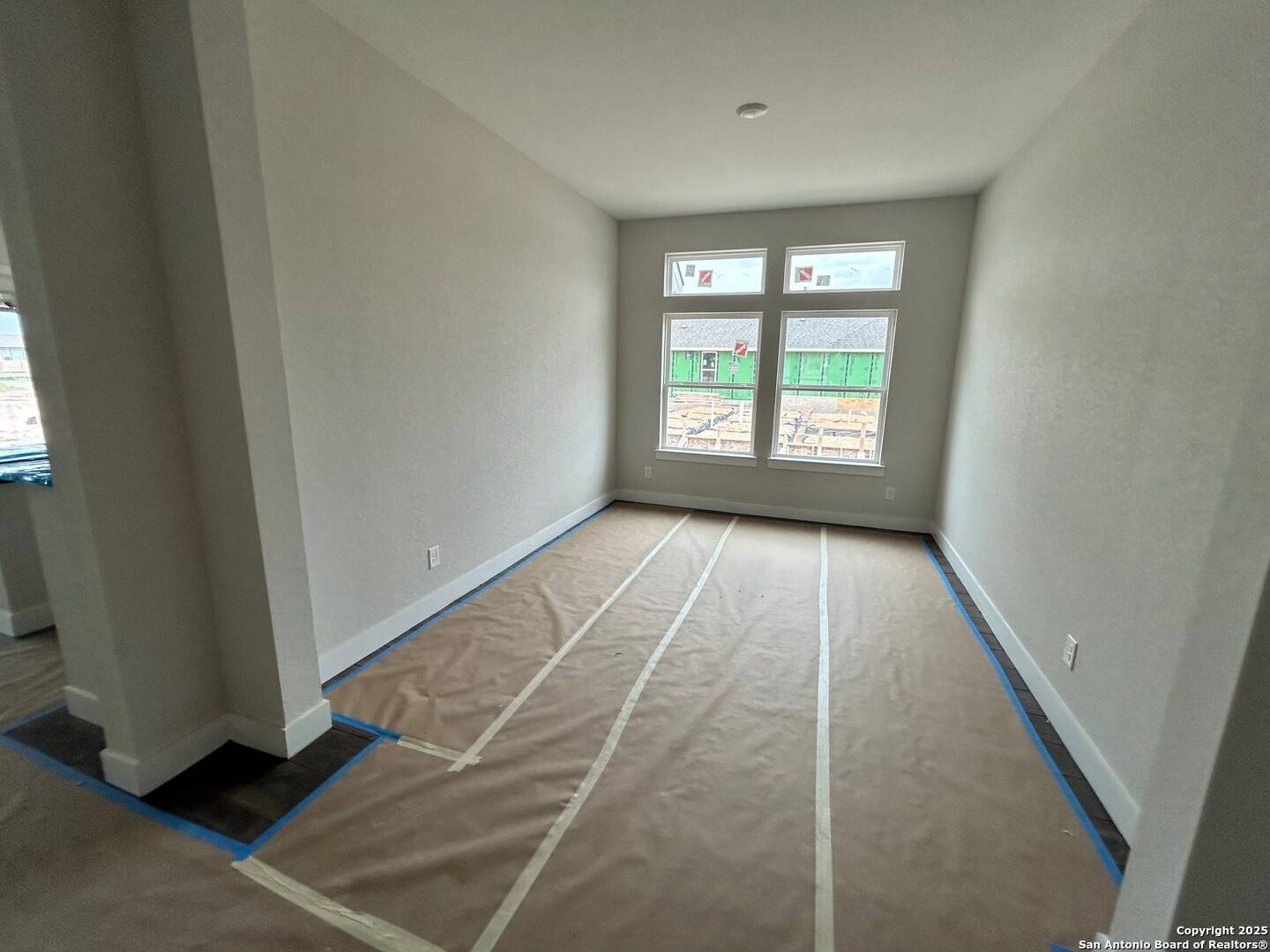 Seguin, TX 78155,509 Canyon Live Oak