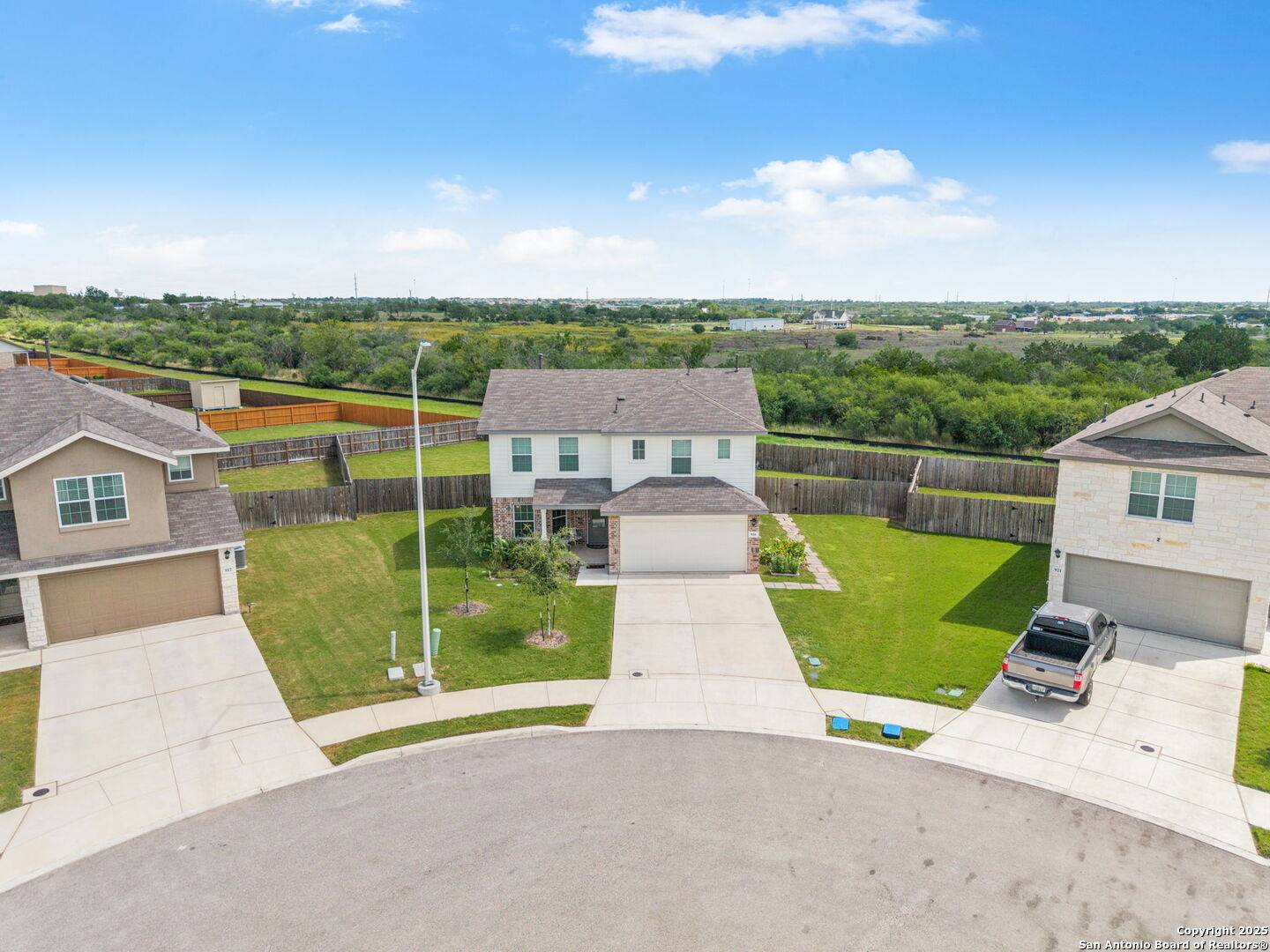 Cibolo, TX 78108,916 Rolling River
