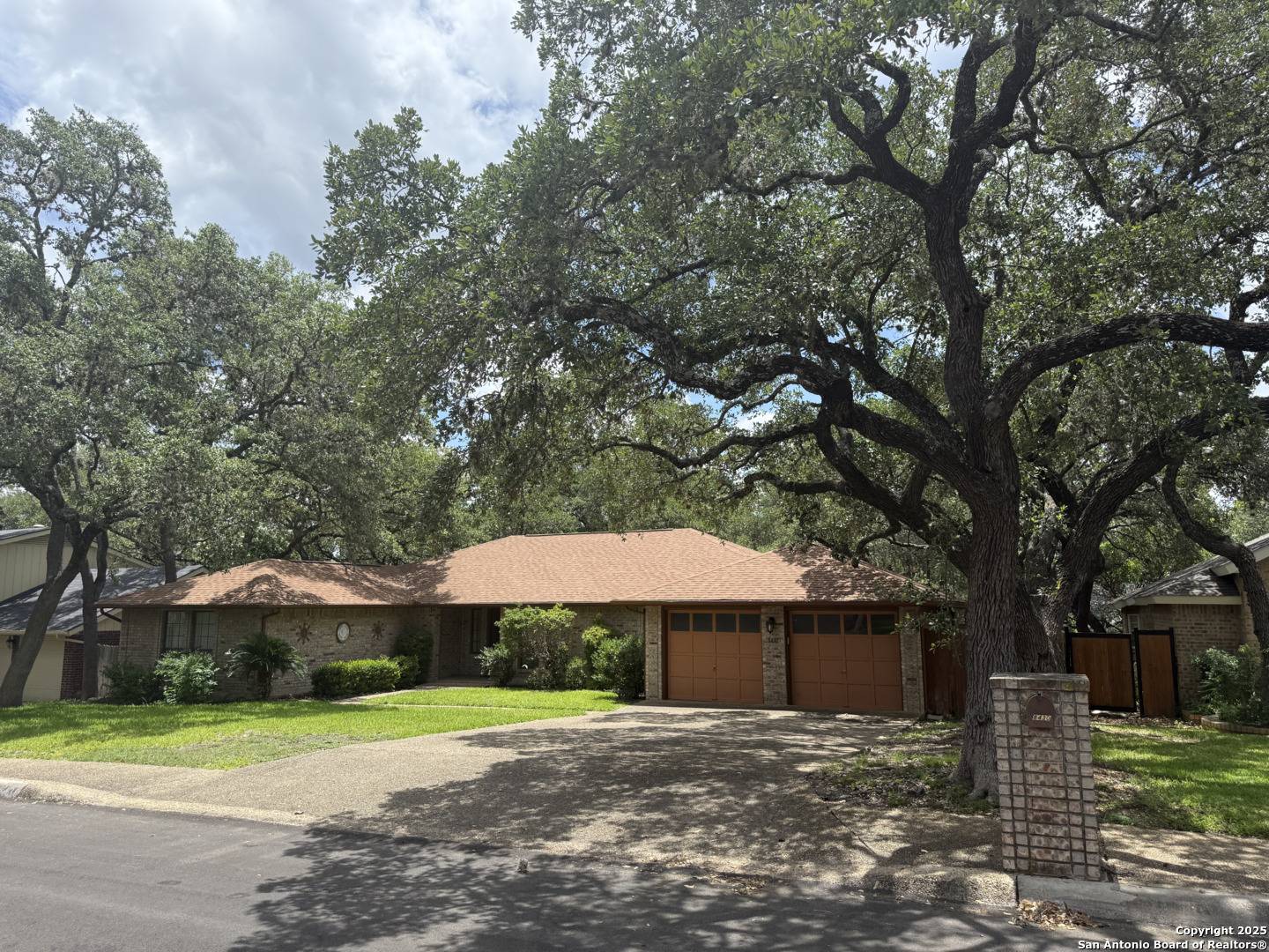San Antonio, TX 78254,8430 Lavenham