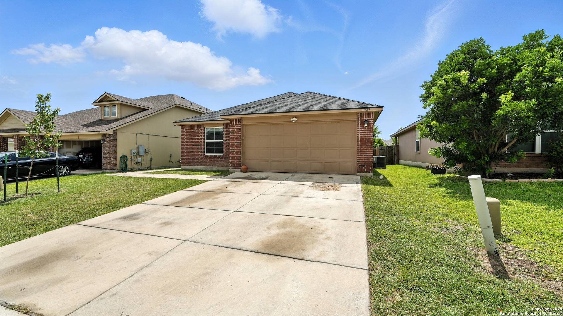 Seguin, TX 78155,1029 bromley