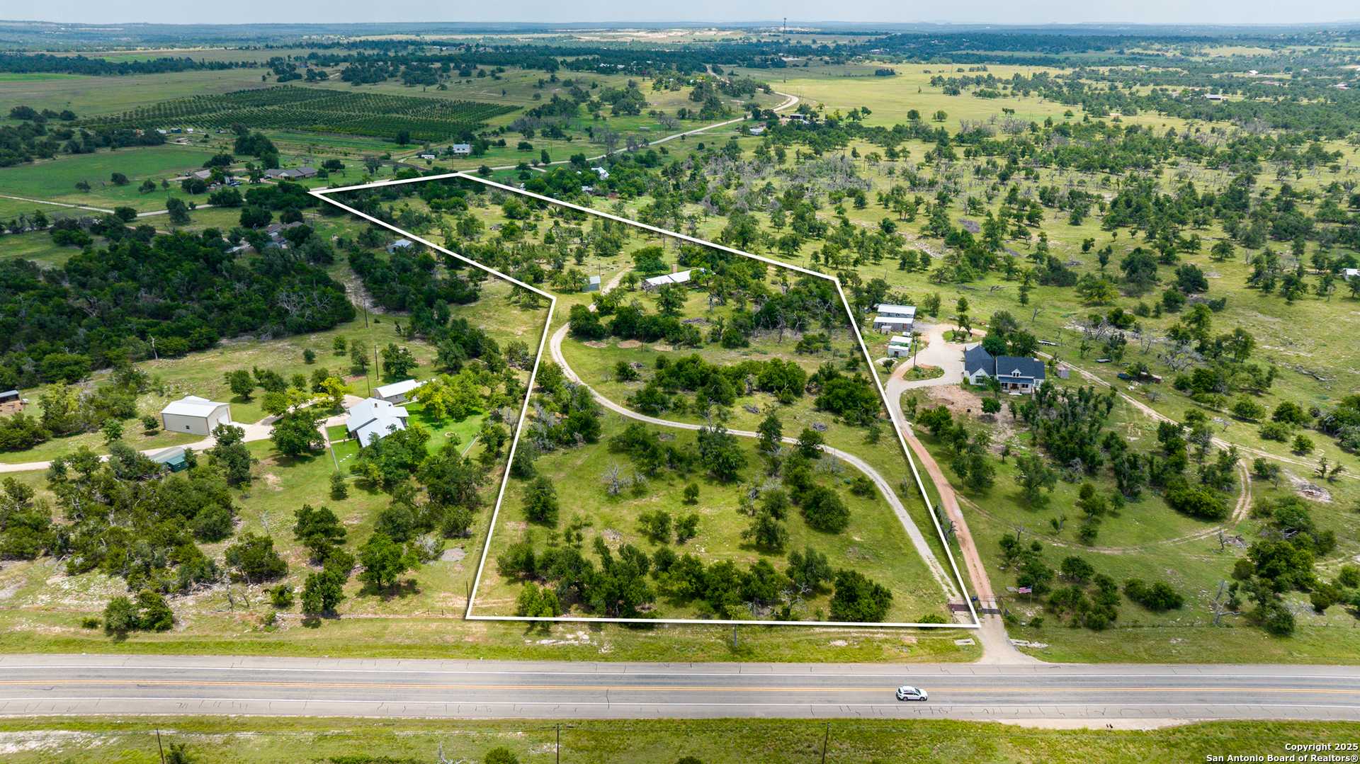 Fredericksburg, TX 78624,8218 US HWY 87